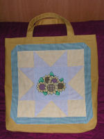 Borsa shopping con inserto ricamato a punto croce